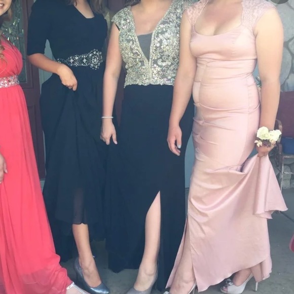 PROM DRESS - Picture 5 of 5